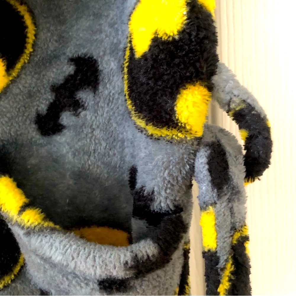 Batman Robe - Picture 4 of 8